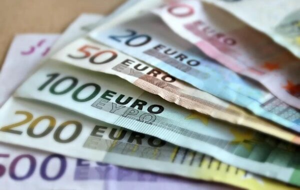 В Україні гривню прив’яжуть до євро