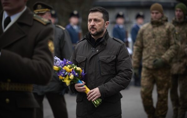 Президент вшанував пам’ять Героїв Крут