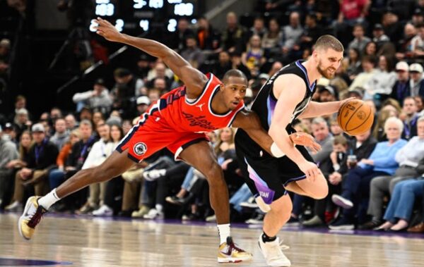 НБА: Юта з Михайлюком в овертаймі поступилася Кліпперс