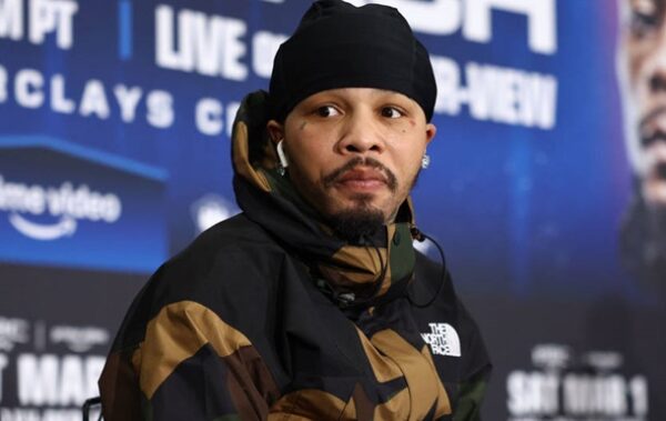 Кроуфорд назвав боксерів, які переможуть Джервонту Девісу