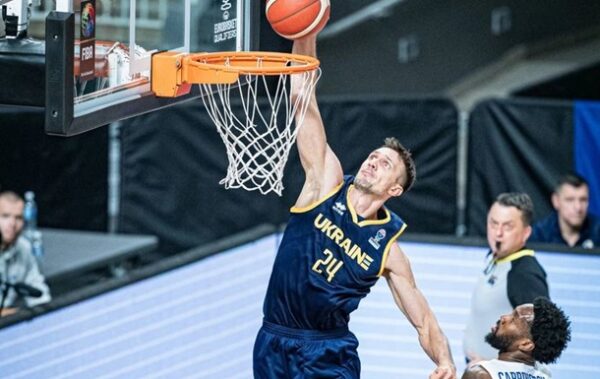 Гравець збірної України візьме участь у відборі Євробаскету після відвідин ТЦК