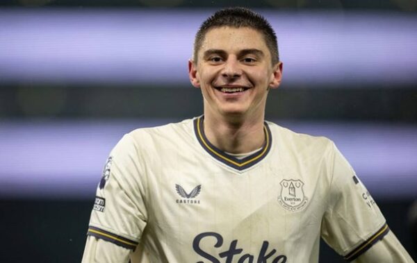 Тренер Евертона оцінив гру Миколенка