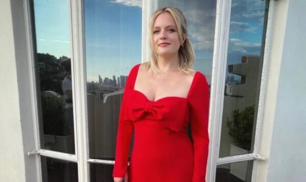 Акторка Елізабет Мосс уперше стала мамою