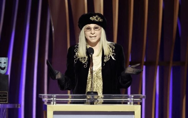 Барбра Стрейзанд підтримала українських медиків