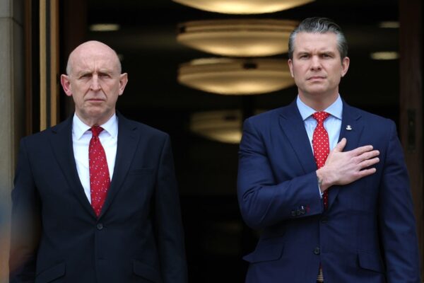 Британія спростувала відмову США від командування силами НАТО в Європі