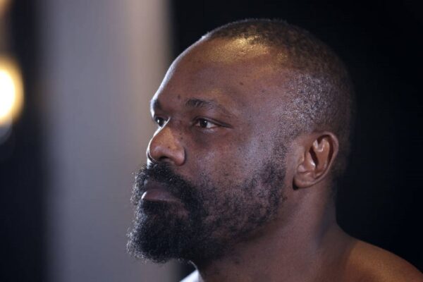 Чісора: Не можу далі боксувати, у мене залишилися сили тільки на один бій