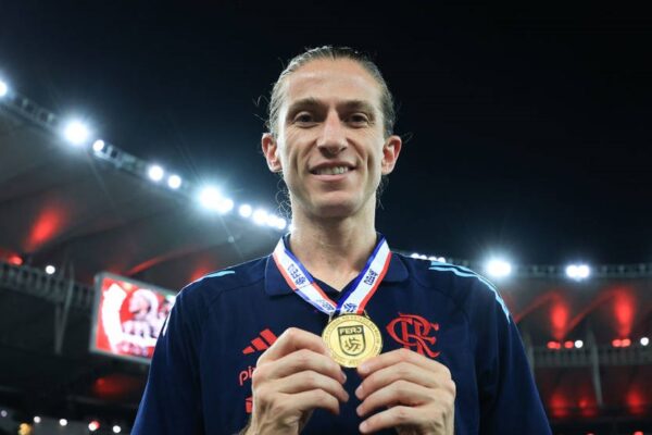 Екс-гравець збірної Бразилії відмовився очолити її