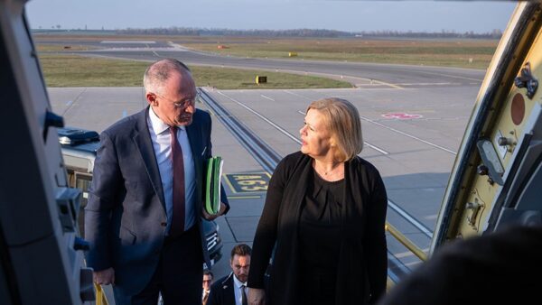 Міністри ФРН та Австрії скасували візит до Сирії через загрозу