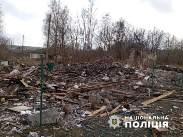 На Сумщині російським обстрілом знищено релігійну споруду