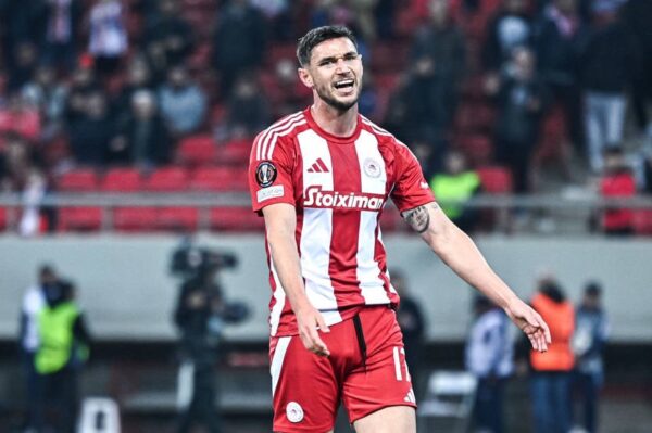 Наставник Олімпіакоса похвалив Яремчука після дублю у ворота Панатінаїкоса