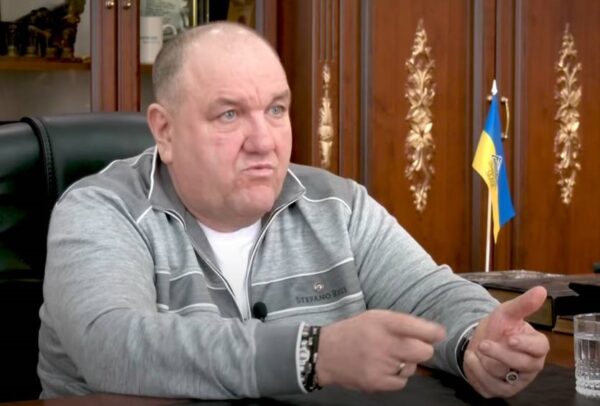 Поворознюк: Нехай Козак розповість свою історію, як він винен мені гроші