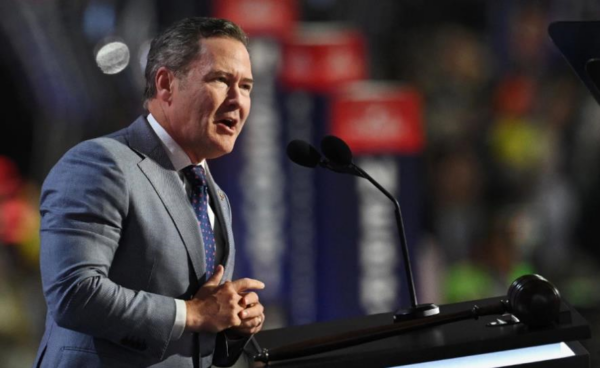 Волц розповів, як помилково додав журналіста до чату Signal