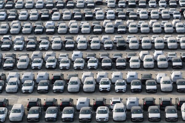 Автомобілі у США зростуть на кілька тисяч долларів – ЗМІ