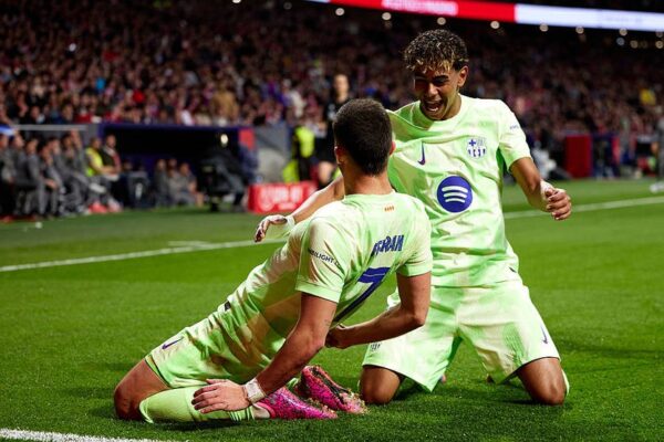 Барселона перемогла Атлетіко у другому матчі півфіналу Кубка Італії