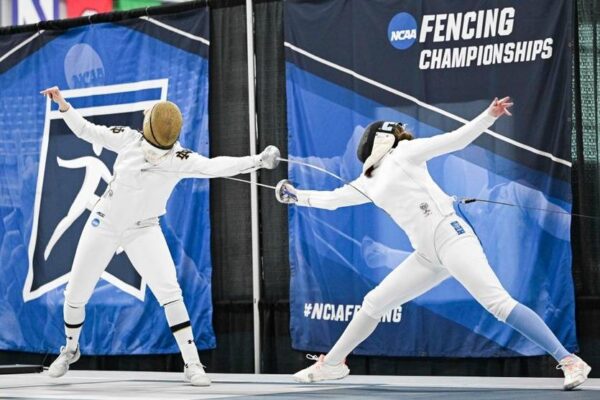 Дискваліфікація: фехтувальниця відмовилася змагатися із трансгендеркою