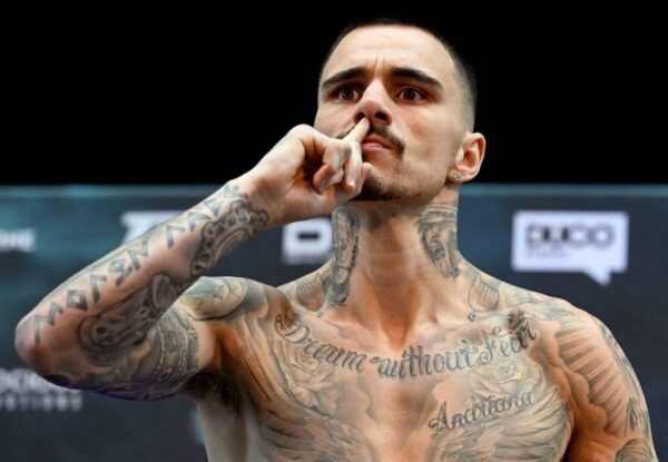 Екссуперник Ломаченка змінив вагову категорію