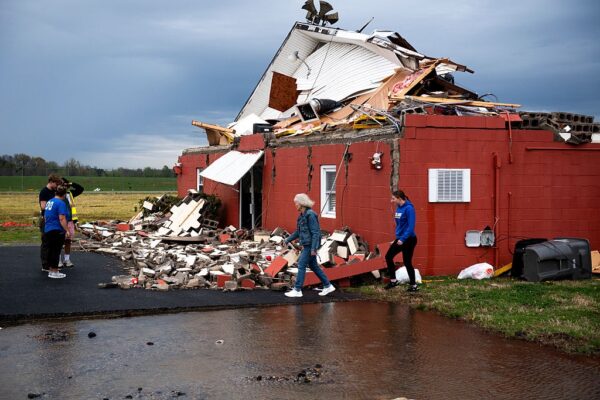 Кількість жертв штормів у США зросла до 22