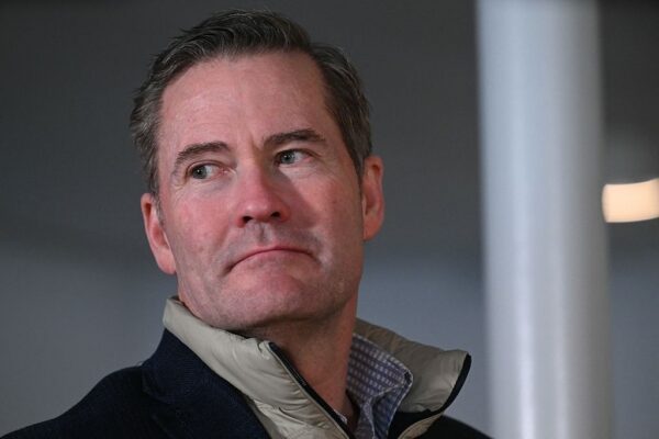 Команда Волца створила 20 чатів у Signal, зокрема й щодо України – ЗМІ