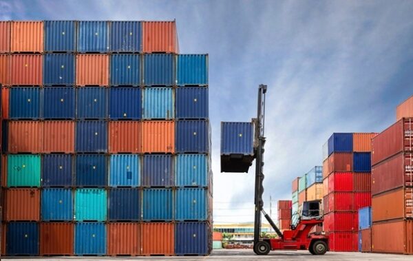 Мита США на імпорт із Китаю сягають 145%