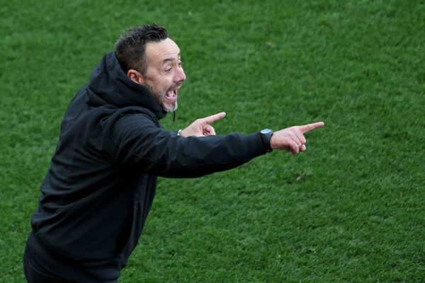 Між Де Дзербі та футболістами розгорівся серйозний конфлікт