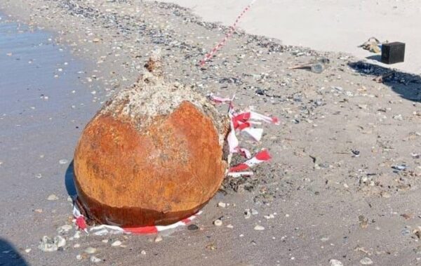 На узбережжі Одещини знешкодили дві морські міни
