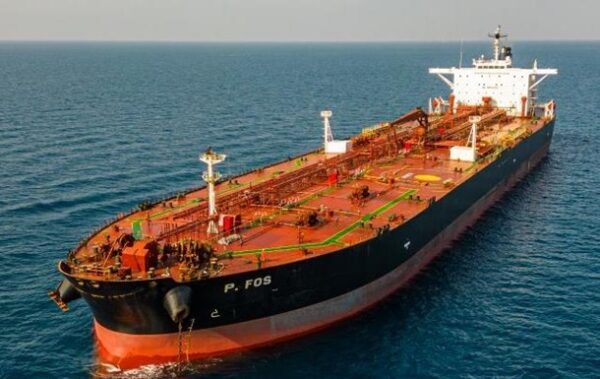 На затриманому в Естонії т анкері виявили десятки порушень