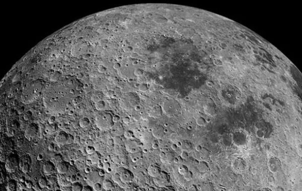 NASA пообіцяло мільйони євро за утилізацію фекалій людей на Місяці