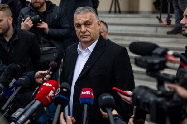 Парламент Угорщини проголосив лише дві статі