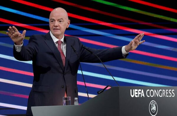 Президент ФІФА: “Сподіваюся, незабаром зможемо повернути Росію у футбол”