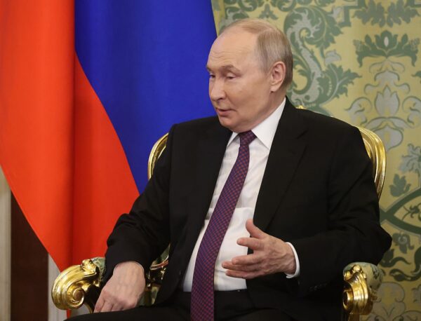 Путін відмовився продовжити “Великоднє перемир’я”