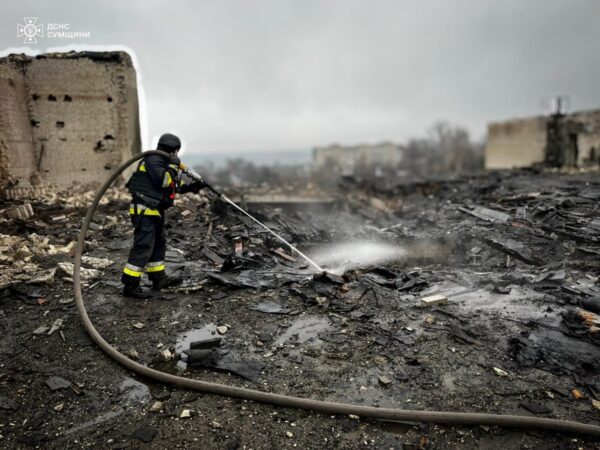 РФ обстріляла Краснопілля, знищено будинок культури