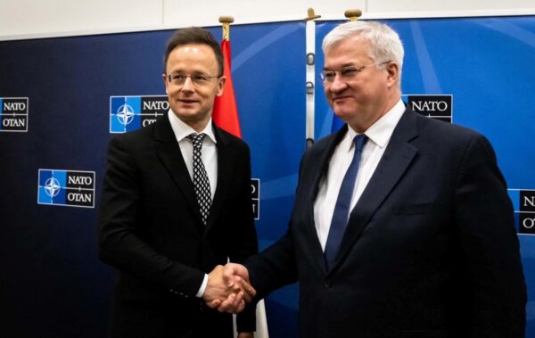 Сибіга розповів про переговори з Сіярто у Брюсселі