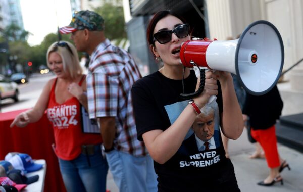 Трамп звільнив топпосадовців Радбезу після доносу активістки – ЗМІ