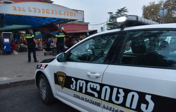 У Грузії затримали двох чоловіків, які вимагали 180 000 доларів в українця