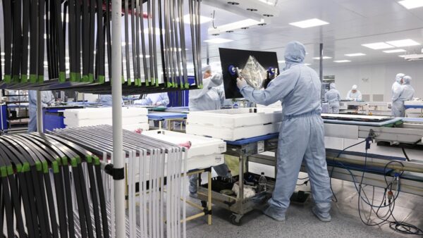 У Росії припинили виробництво єдиного вітчизняного телевізора