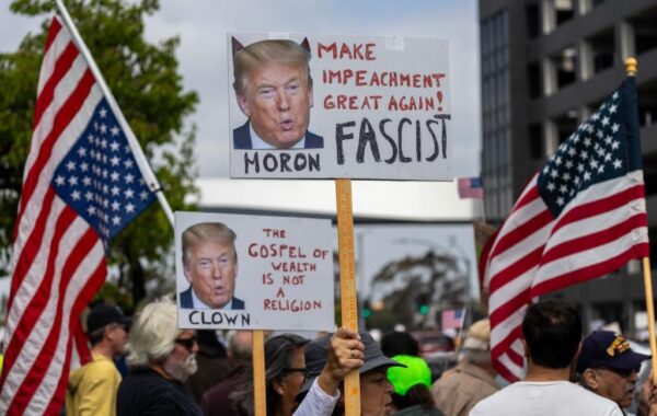 У США і Європі проходять протести проти Трампа