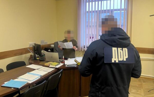 У Вінниці арештували посадовицю ТЦК за побиття чоловіка з бронюванням