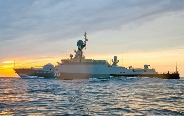 У ВМС повідомили про загрозу через ракетоносій РФ в морі