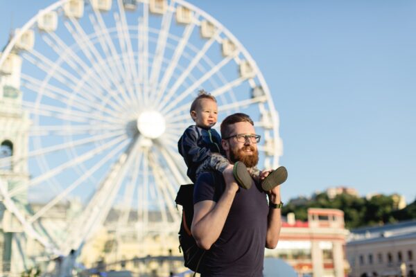 Українці вперше за два роки максимально позитивно оцінюють свій добробут