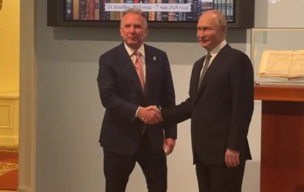 Віткофф зустрівся з Путіним у Петербурзі