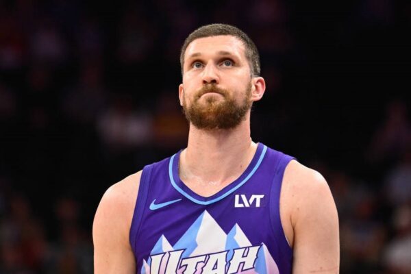 Юта програла Індіані, хоча Михайлюк показав непоганий матч