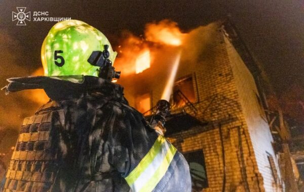 З&rsquo;явилися фото наслідків атаки на Харків і Дніпро