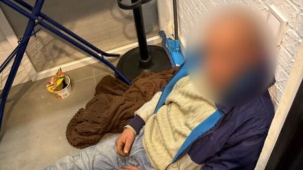 Затримано молодиків, що знущалися й надягали собачий нашийник на “боржника”