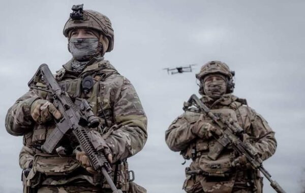 Зеленський пояснив, чому ЗСУ не наступають