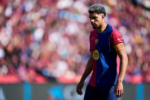 Зірка Барселони може залишити команду через зневажливе ставлення тренера