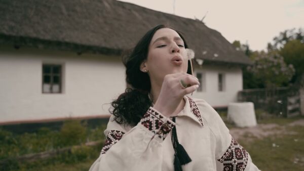 Вишиванка незламності: голос окупованих територій