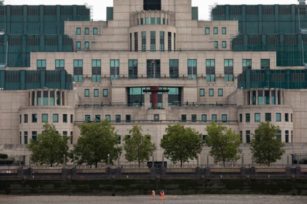 Головою британської розвідки MI6 вперше в історії стане жінка – ЗМІ