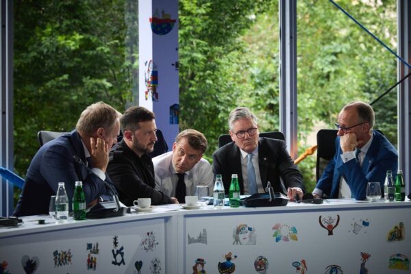 Лідери коаліції охочих провели розмову з Трампом