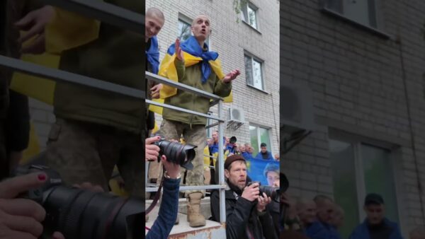 Він живий!
