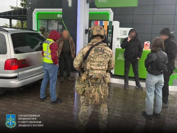 На Тернопільщині викрили групу, що вивозила військових за кордон